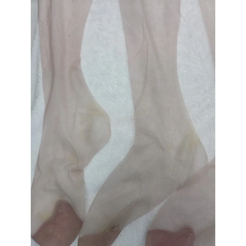 Vtg French Room Super Sheer Sandal Foot DOVE Garter Nylon Stockings Size 9 M